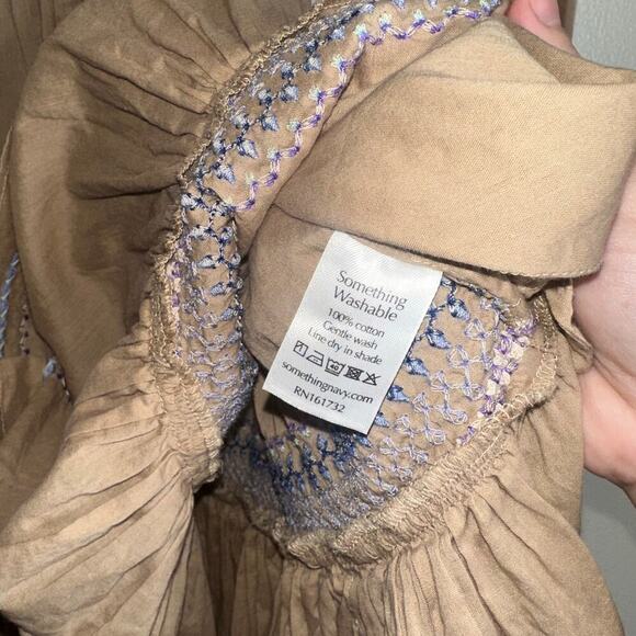 Something Navy Tan Embroidered Ruffle Long Sleeve Dress Size Small - Picture 8 of 9